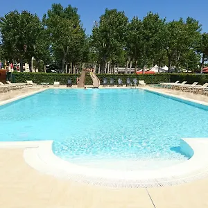 Кемпинг Village