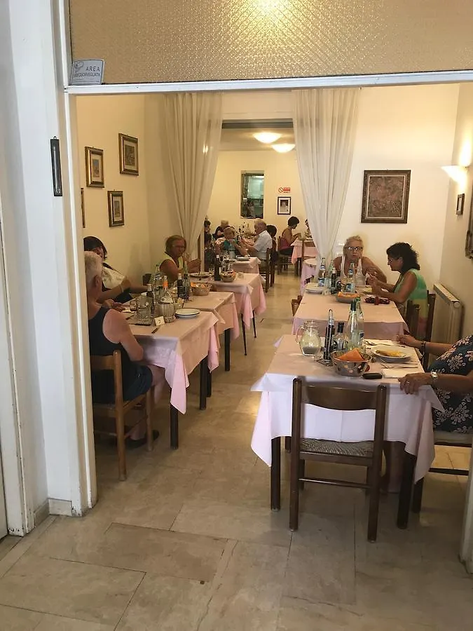 Hotel Bali Viareggio 2*,